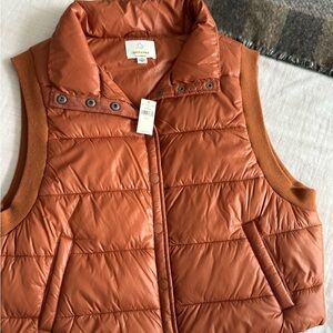 Aerie Puffer Vest Brown